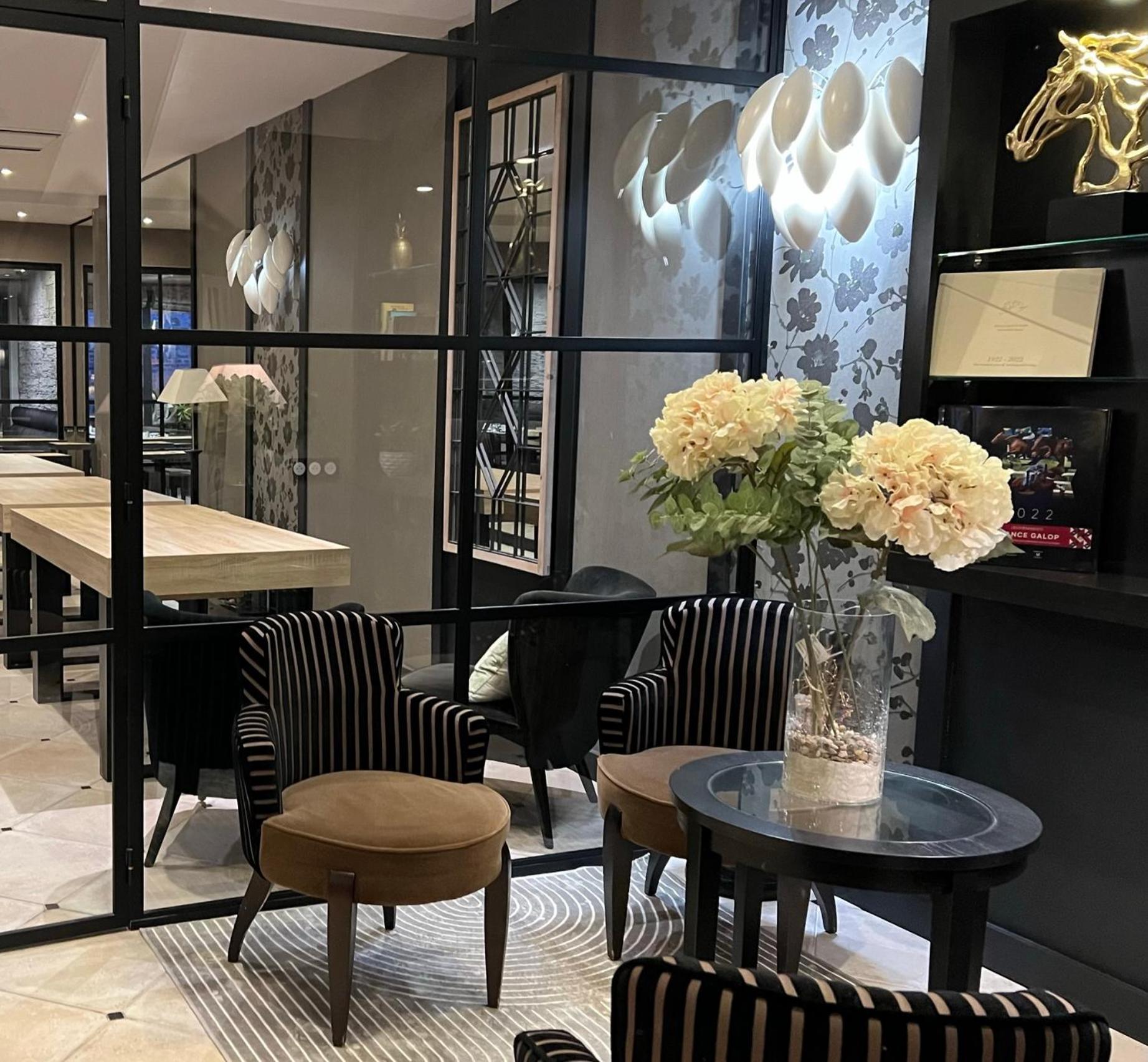 Le Trophee Boutique Hotel Spa- La Loggia Appart'Hotel دوفييل المظهر الخارجي الصورة