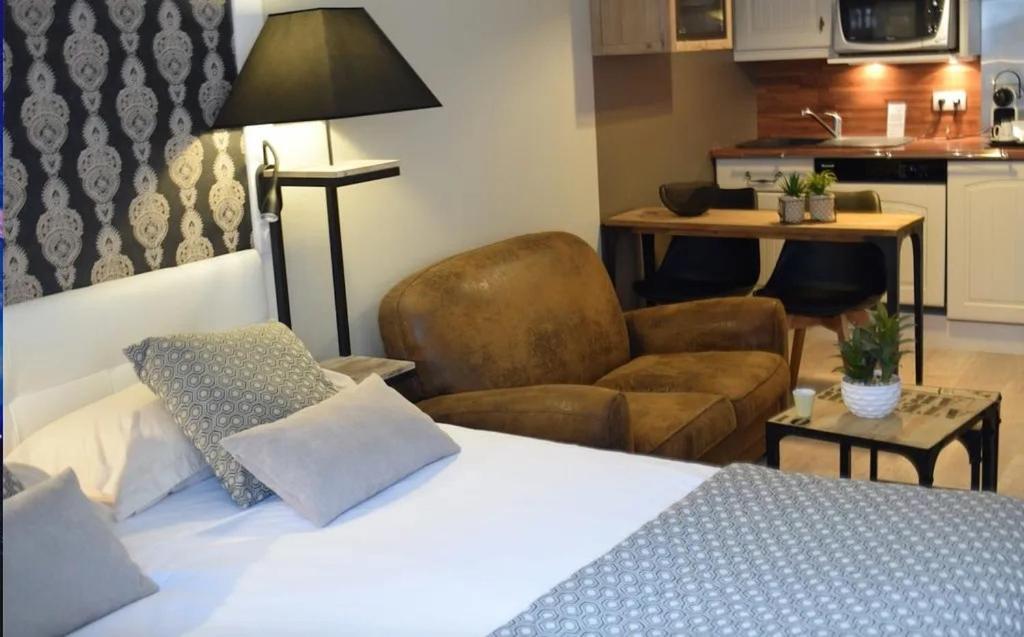 Le Trophee Boutique Hotel Spa- La Loggia Appart'Hotel دوفييل المظهر الخارجي الصورة