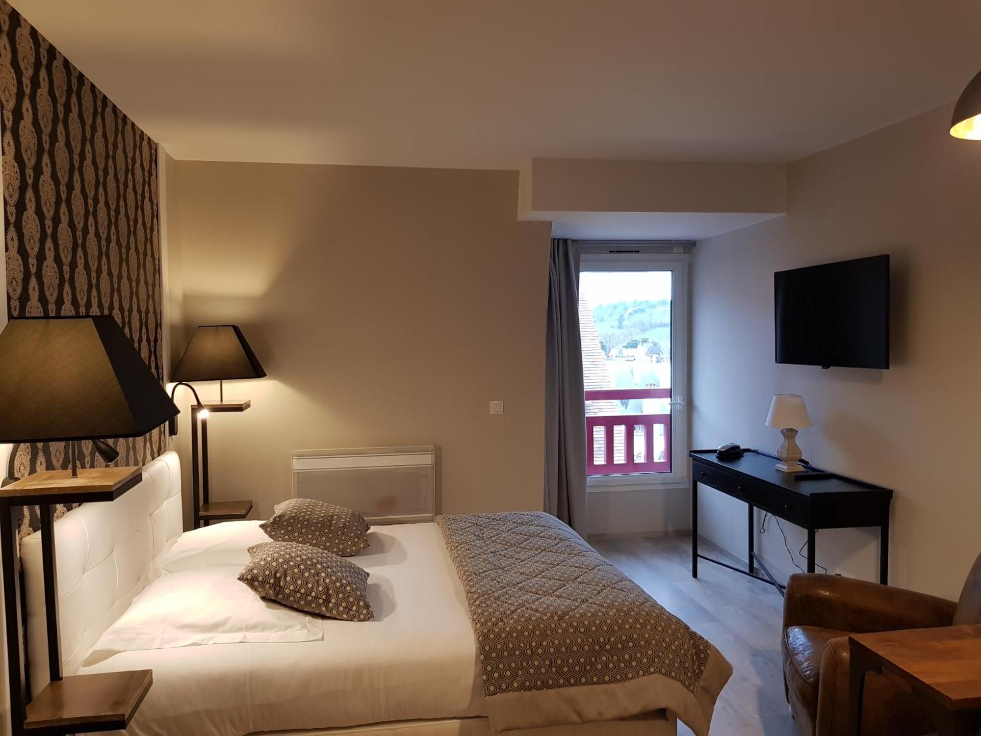 Le Trophee Boutique Hotel Spa- La Loggia Appart'Hotel دوفييل المظهر الخارجي الصورة