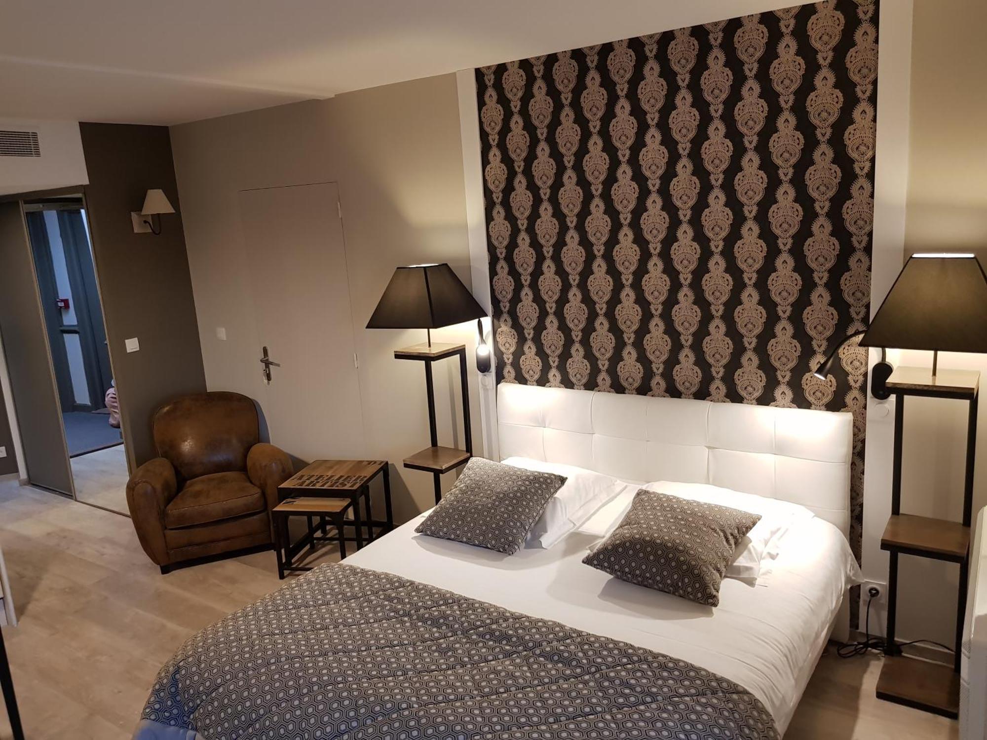 Le Trophee Boutique Hotel Spa- La Loggia Appart'Hotel دوفييل المظهر الخارجي الصورة