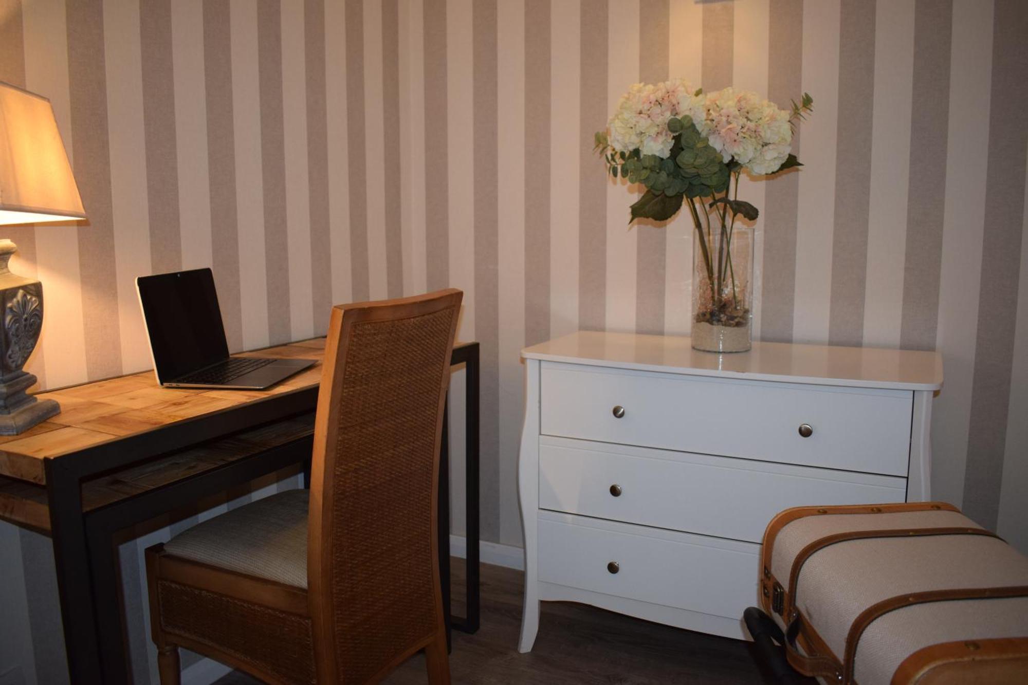 Le Trophee Boutique Hotel Spa- La Loggia Appart'Hotel دوفييل المظهر الخارجي الصورة