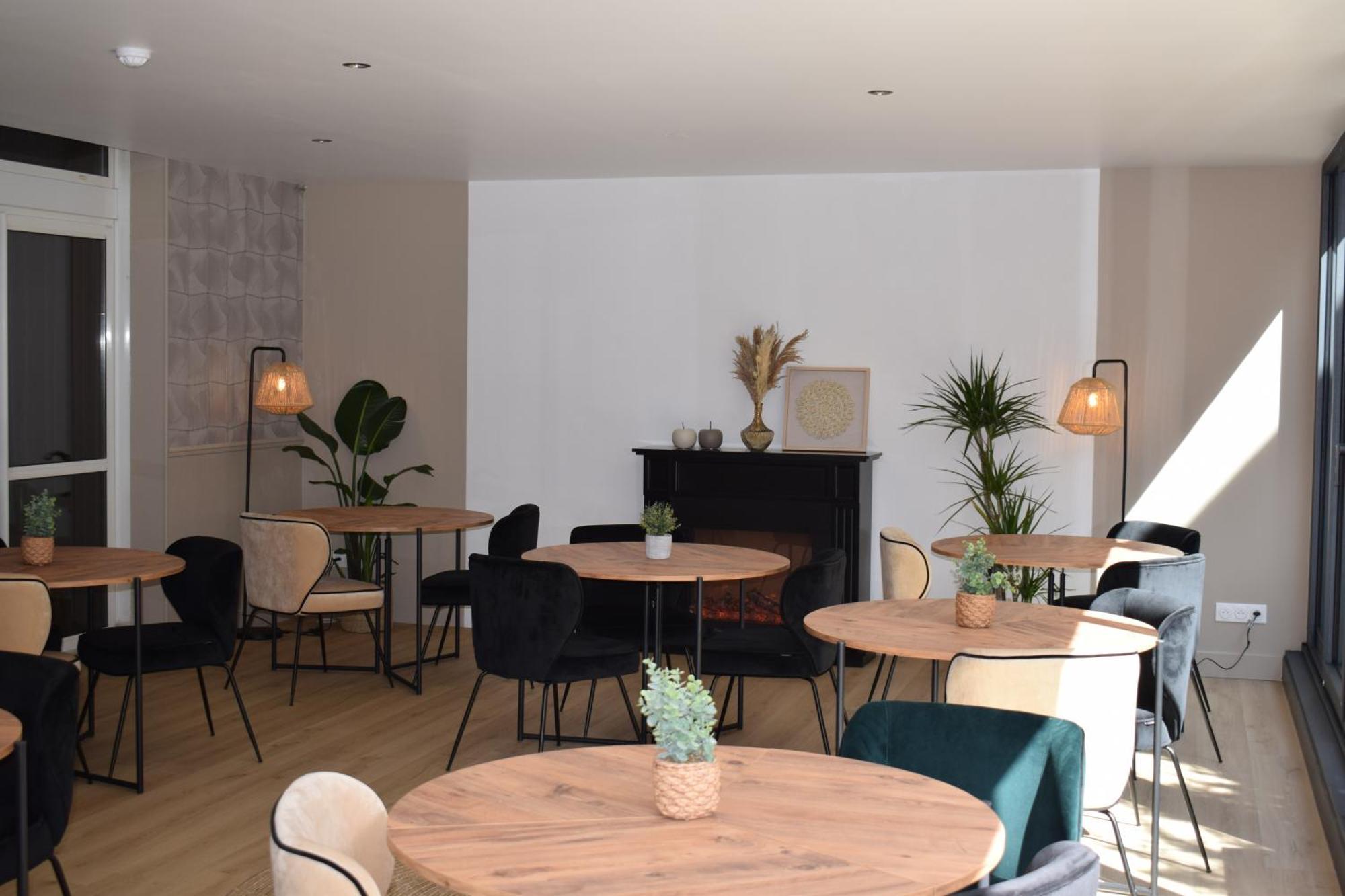 Le Trophee Boutique Hotel Spa- La Loggia Appart'Hotel دوفييل المظهر الخارجي الصورة